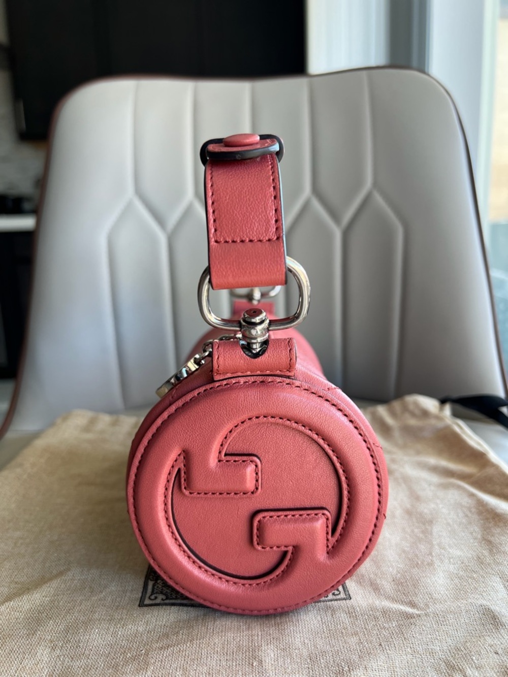 Gucci Blondie Barrel Pink Quilted Leather Shoulder Bag with Silver GG Charm - Picture 4 of 12
